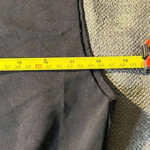 3/$30 Revamped | Black Padded Sleeveless Crop Top | Size L - Picture 10 of 10